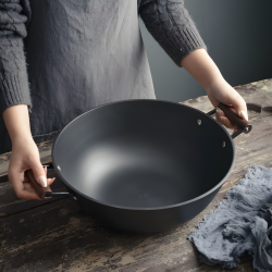 Iron Wok Pan 24 cm